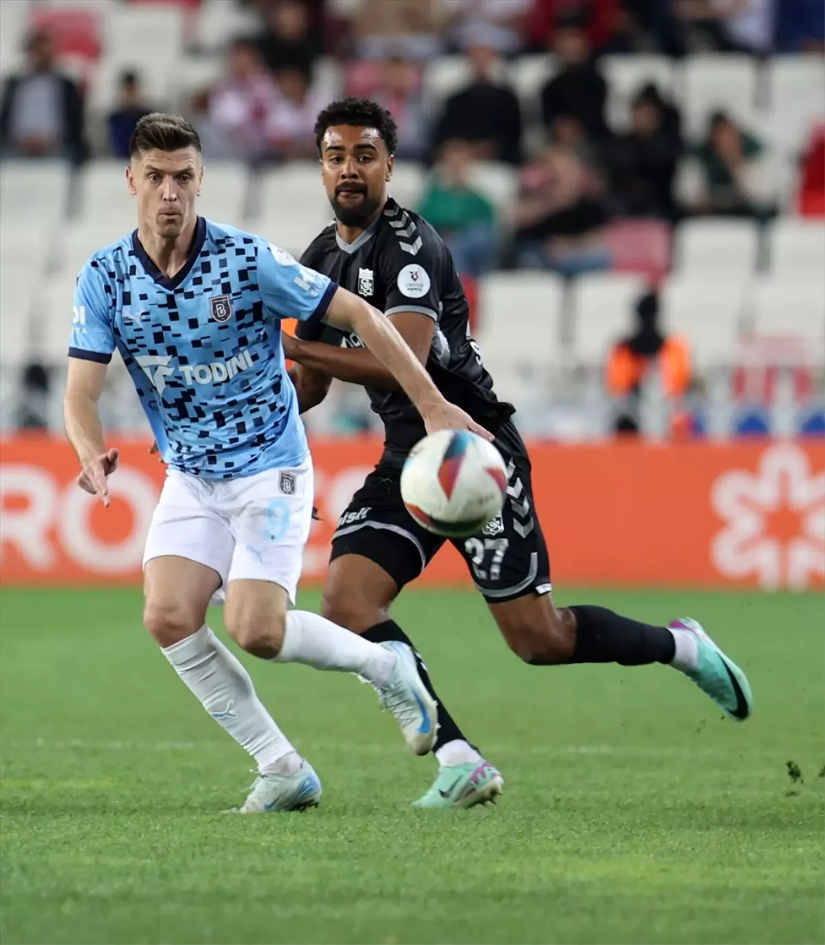 Başakşehir, Sivasspor’u 2-1 Yendi