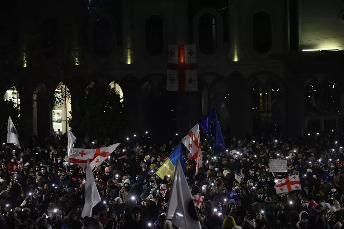 Gürcistan’da AB Müzakereleri Protesto Ediliyor