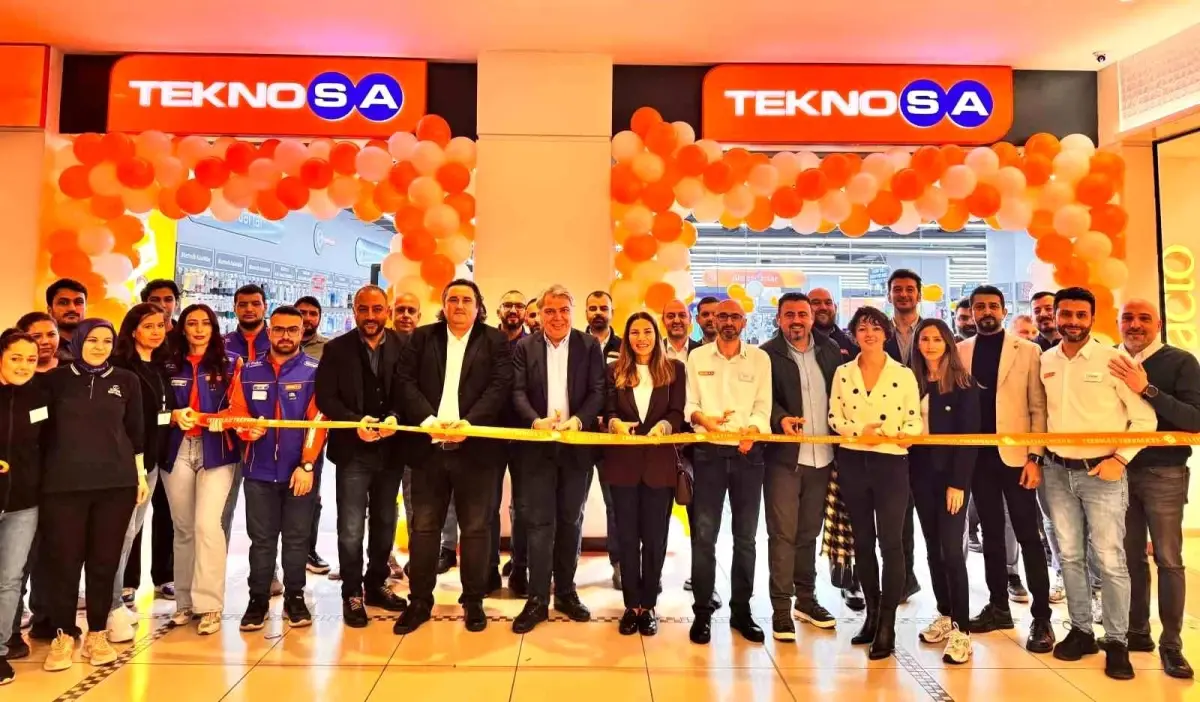 Teknosa, İstanbul ArmoniPark Outlet Center’daki Mağazasını Yeniledi